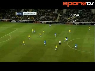 O bir dahi! | Pirlo iğne deliğinden geçirdi