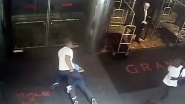 L'arrestation musclée de James Blake