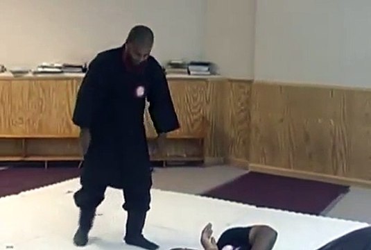 TANTO JUTSU -The Art of Knife Handling, Manouvering, footwork, & tactics -Techniques [Full Episode]