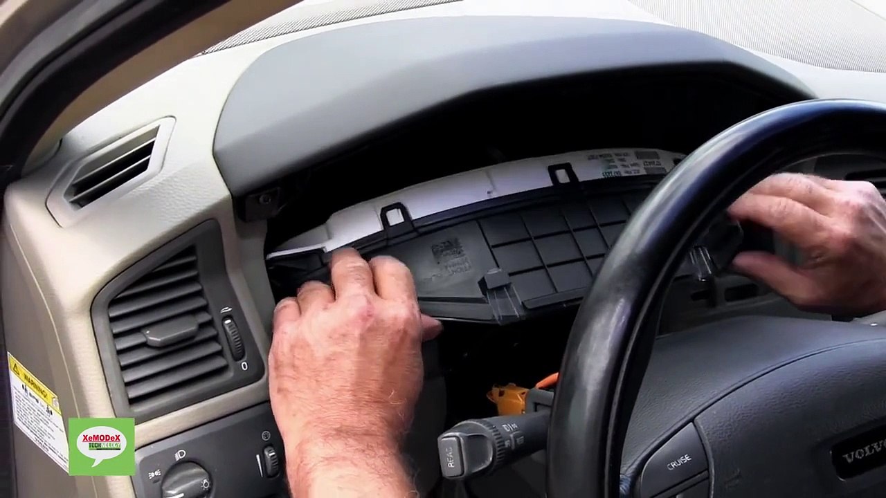 volvo-instrument-cluster-dim-removal-procedure-for-v70-xc70-s60