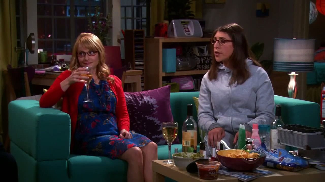 HD The Big Bang Theory - Girls play truth or dare