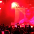 Drake performs a new verse  @ J. Cole's Forest Hills Drive Concert! (MeekMill Diss Track)