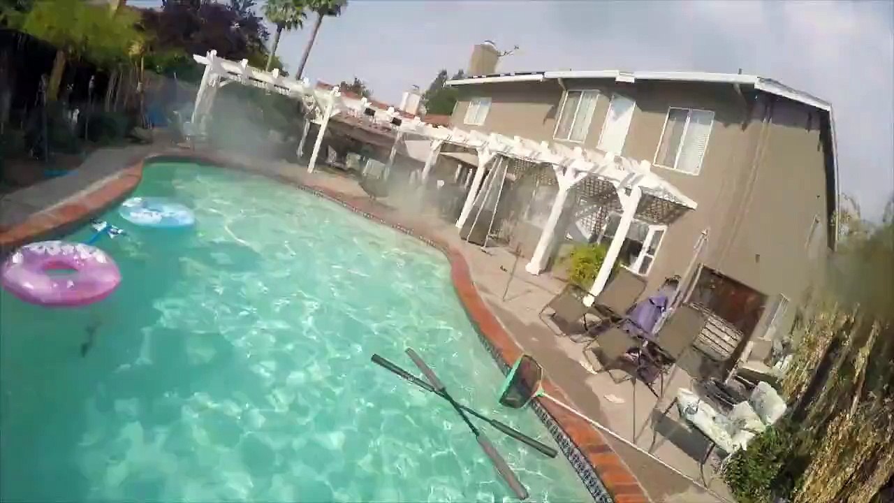 GOPRO HERO 4 silver under water 4