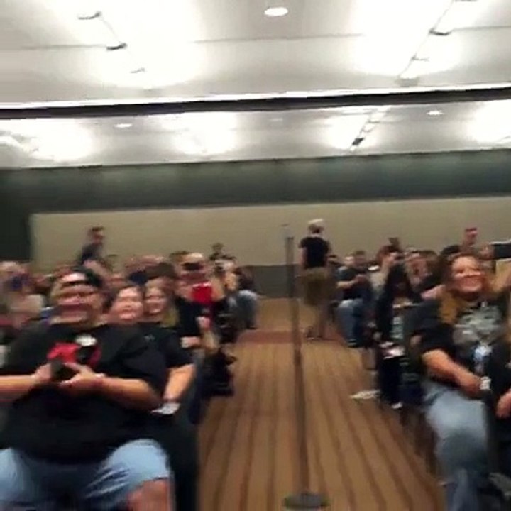 Q&A Dean Ambrose from Wizard World Pittsburgh, Sept. 11th, 2015