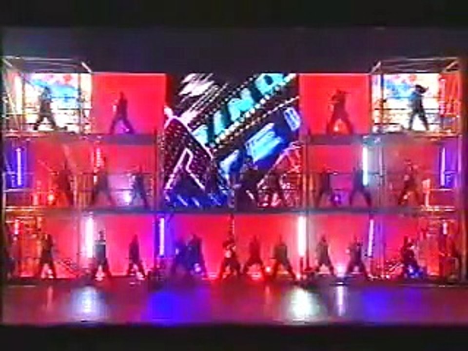 Gareth Gates Suspicious Minds, Royal Variety Pe...