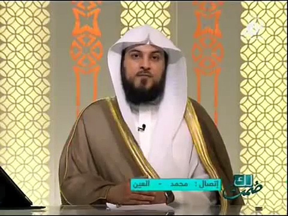 هل تقرأ سورة قصيرة بعد الفاتحة في الركعة الثالثة والرابعة؟