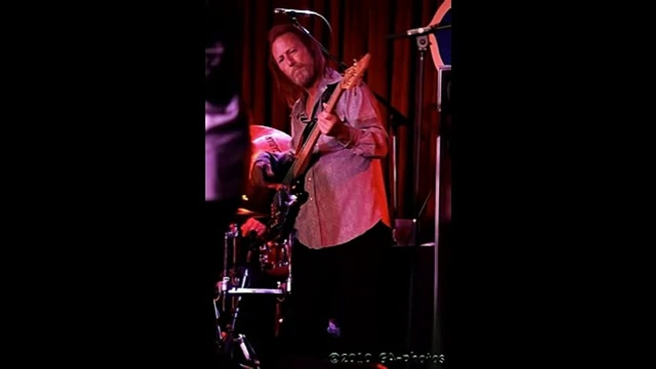 Tower Of Power - A Little Knowledge (Is A Dangerous Thing)