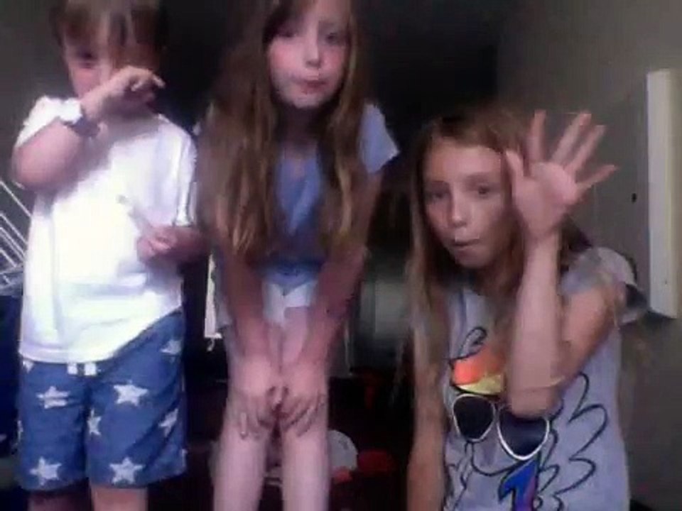 the dress up challenge by izzy and molly