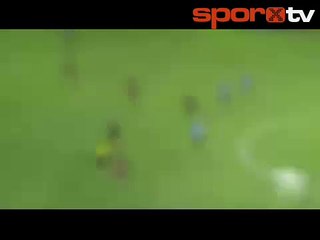 Cavani gollerine milli takımında devam ediyor