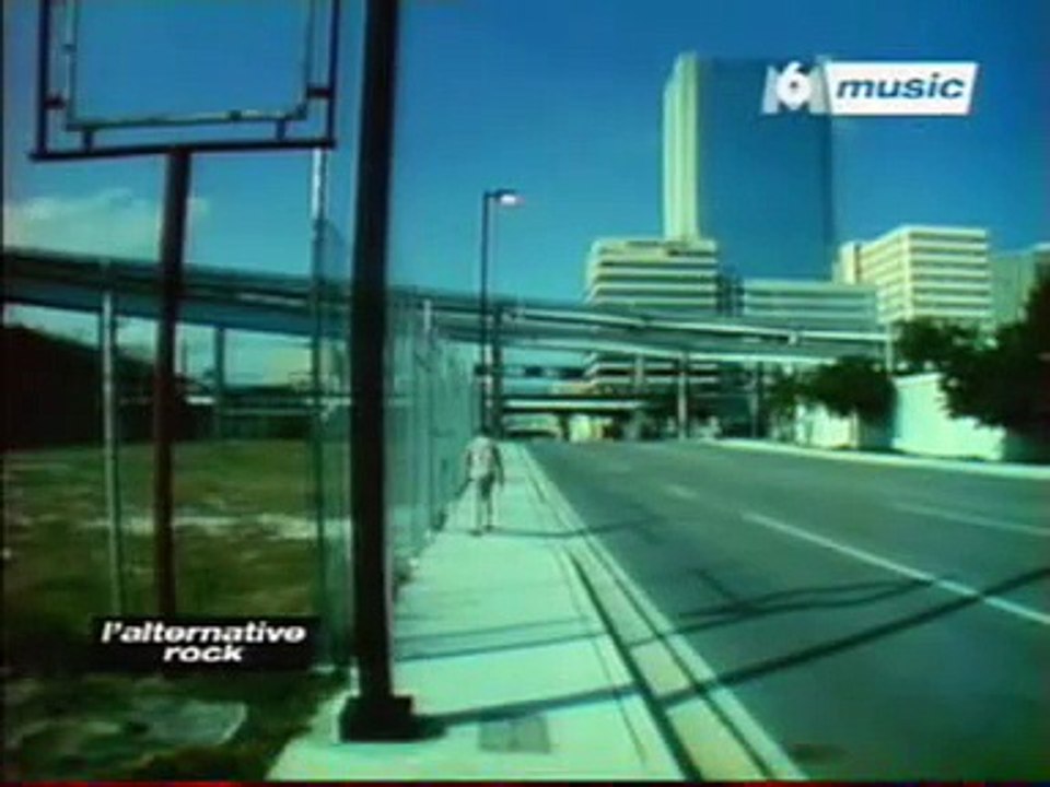 Peaches & Iggy Pop - Kick it