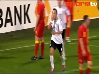 Samed Yeşil Almanya'yı sırtlıyor