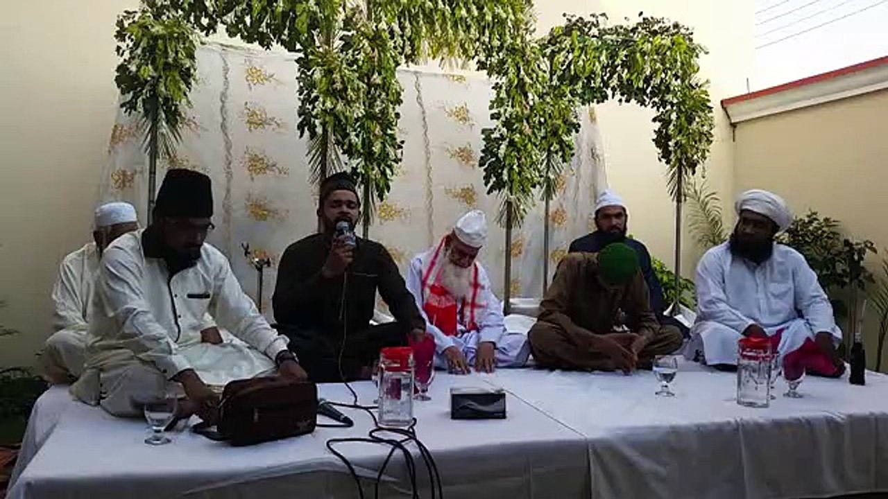 kalam khawja ghulam fareed Sanwal Di Nagri BY HAFIZ ZEESHAN ELAHI SIALVI live at lahore mehfil 2015