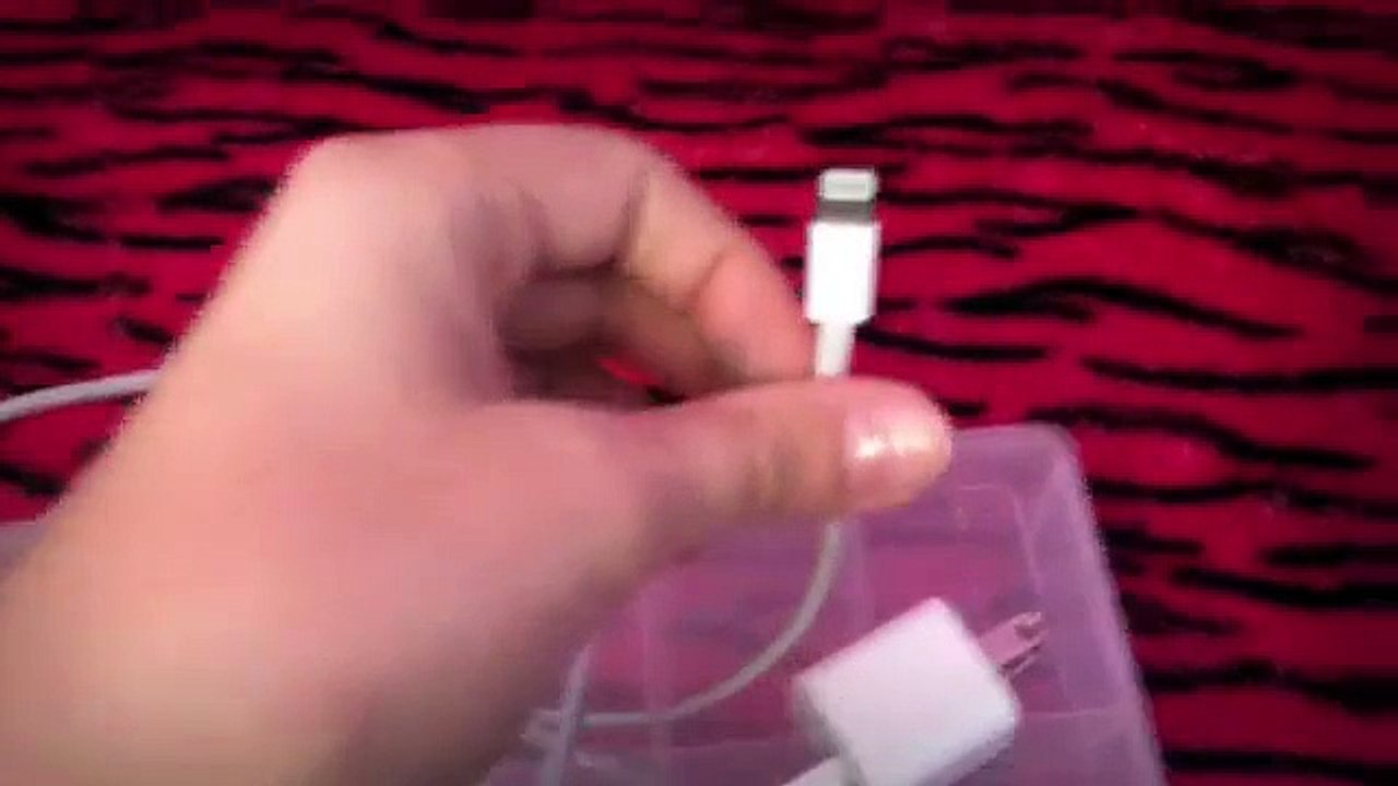 DIY_Kawaii ._. Phone charger ;)