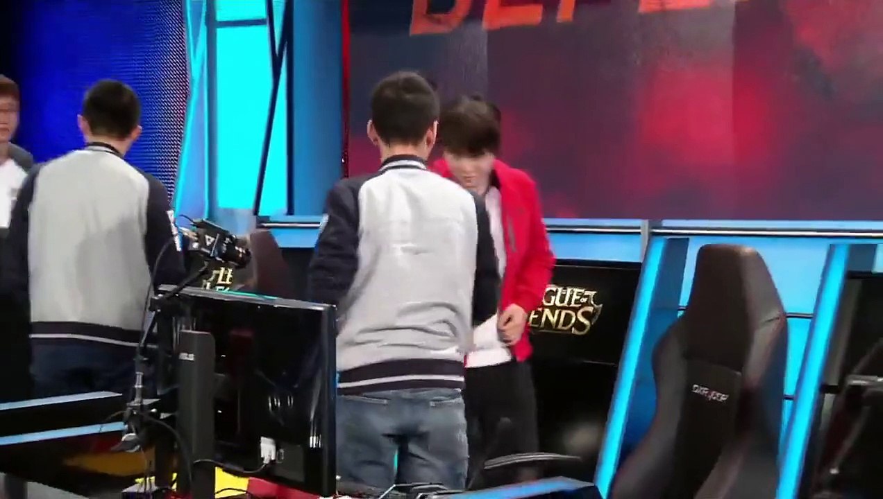 OMG Allen with BM ignoring SKT T1 K hand shakes   All star 2014 Paris MUST SEE