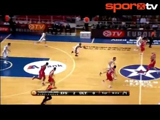 Efes son şampiyona 'köpürdü'