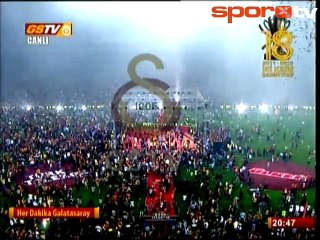 Bu anons sahayı boşalttı!