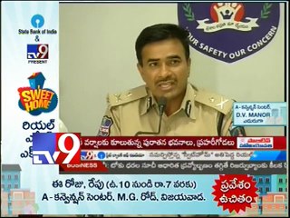 Man cheats girls with fake facebook accounts, held