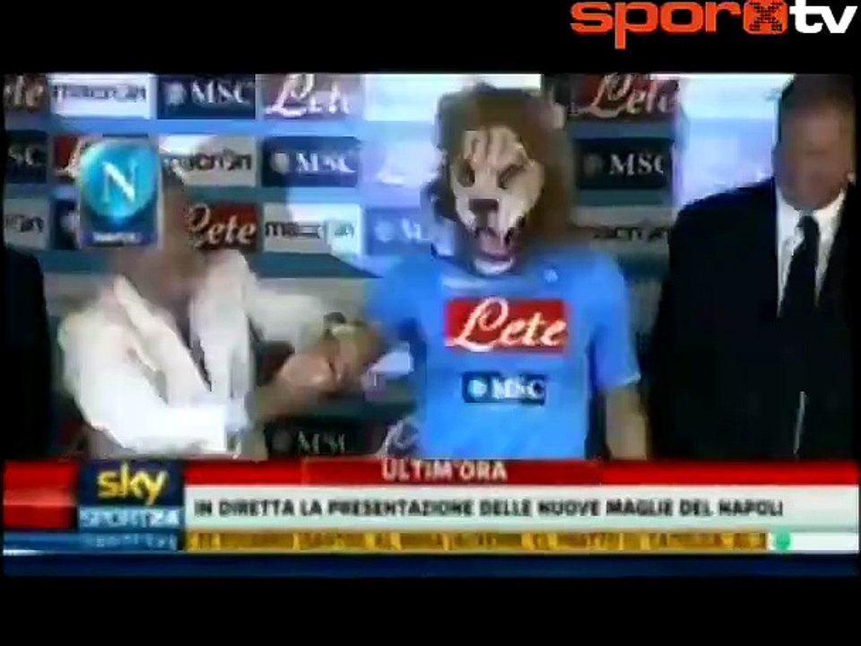 Gökhan İnler maske ile imza attı!