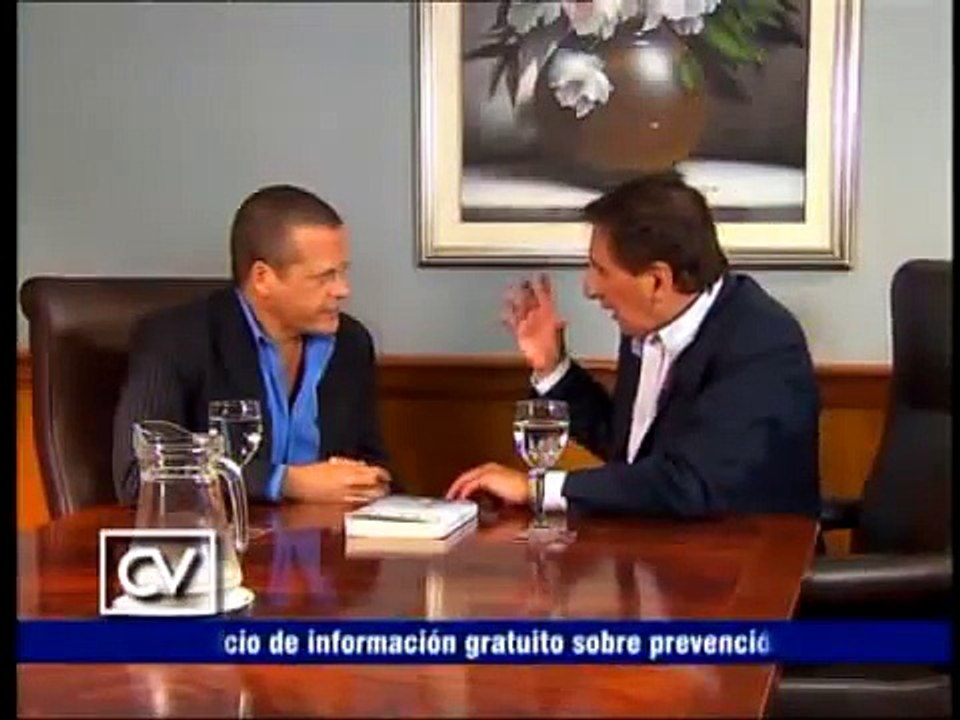 Dr. Alejandro Junger,    uruguayo de fama mundial