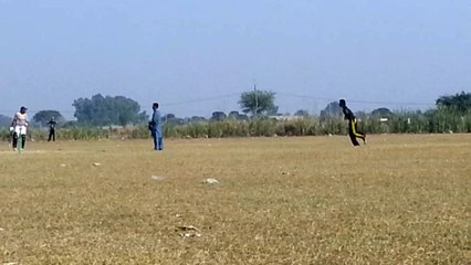 Molvi Naveed 4 against Waqas