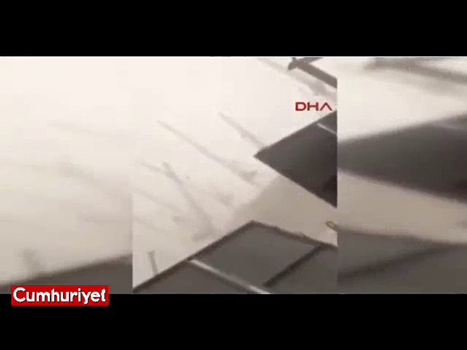 Kabe'de vincin devrilme anı