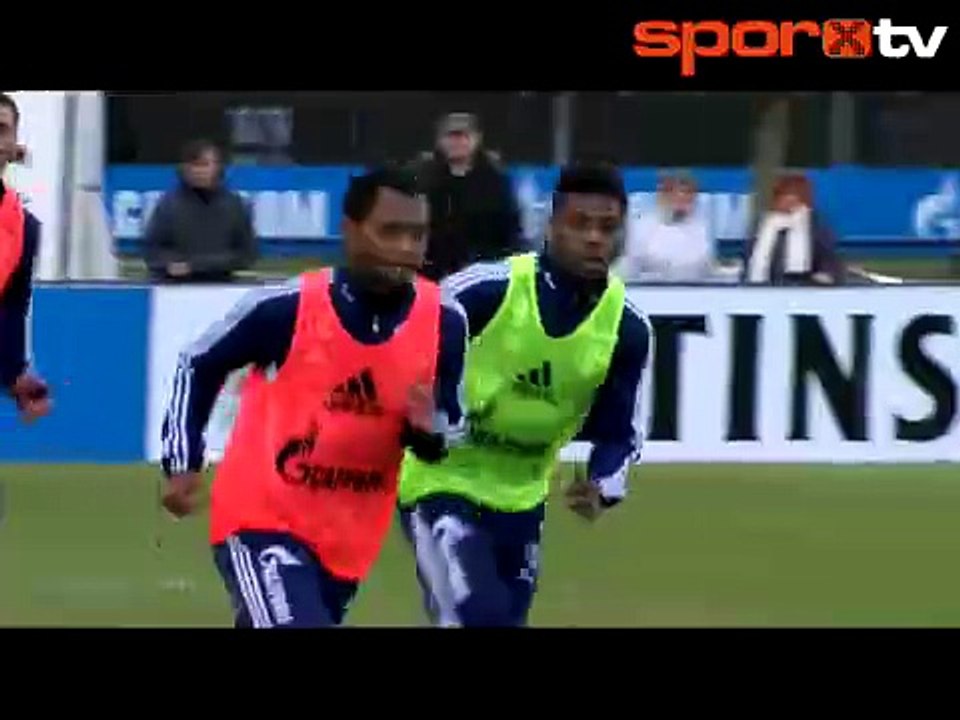 Bastos Schalke antrenmanında