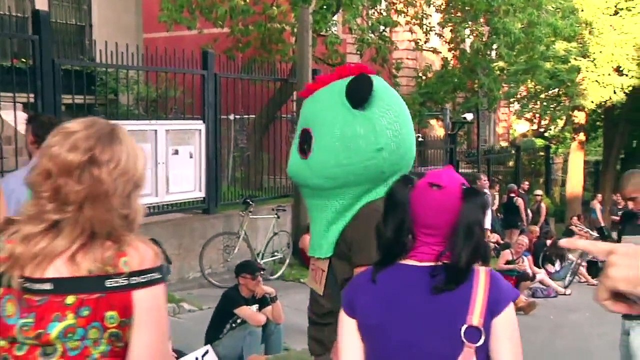 Libérez Pussy Riot! Manif de soutien à la formation punk-féministe russe à Montréal