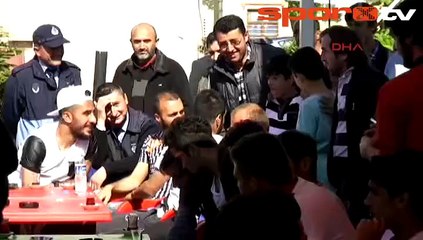 Giresunsporlu futbolculardan yönetime 10'ar bin lira destek