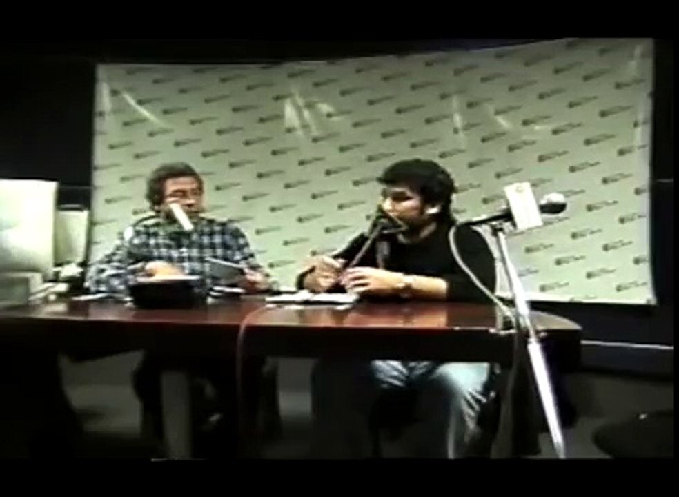 Indochine - A L' assault - entrevista en radio san borja