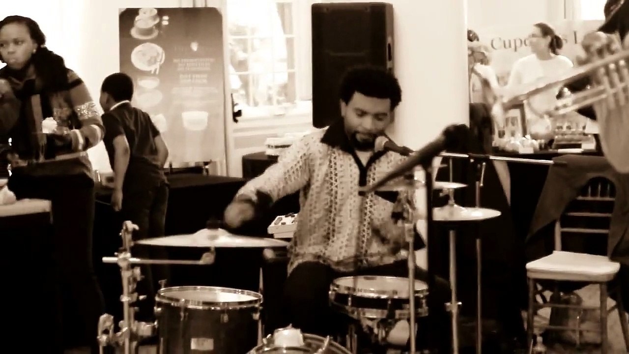 THE URBAN MARKETPLACE - TUM 2011