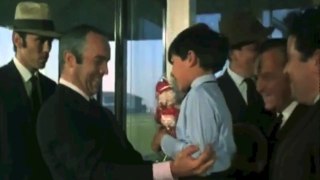 The Saint 'Vendetta For The Saint' (1969) | Airport (Clip 4) - Roger Moore Ian Hendry