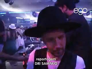 Balada de Alexandre Herchcovitch lota o Glória, em São Paulo