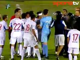 Bu yumruk futbolu bitirdi! Uruguay'da 10 gün futbol yok