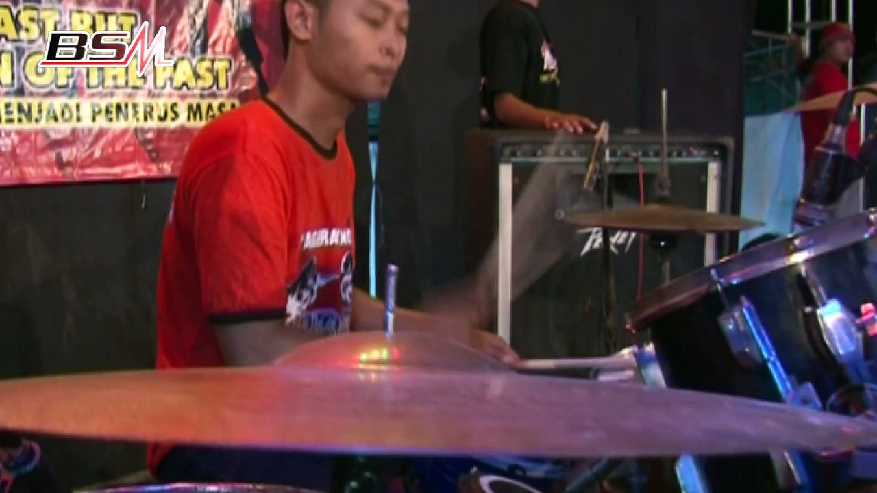 Indah Andira - Asbomania (Official Music Video)