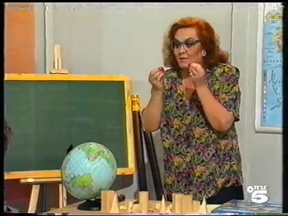 TINTO DE VERANO -II- Emilio Aragón en clase.mpg