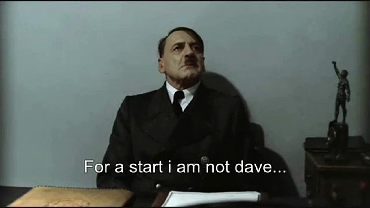 hitler vs HAL9000