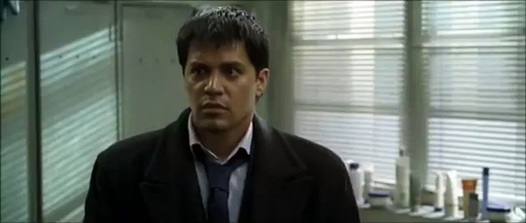 Rick Hoffman in Hostel (2005)