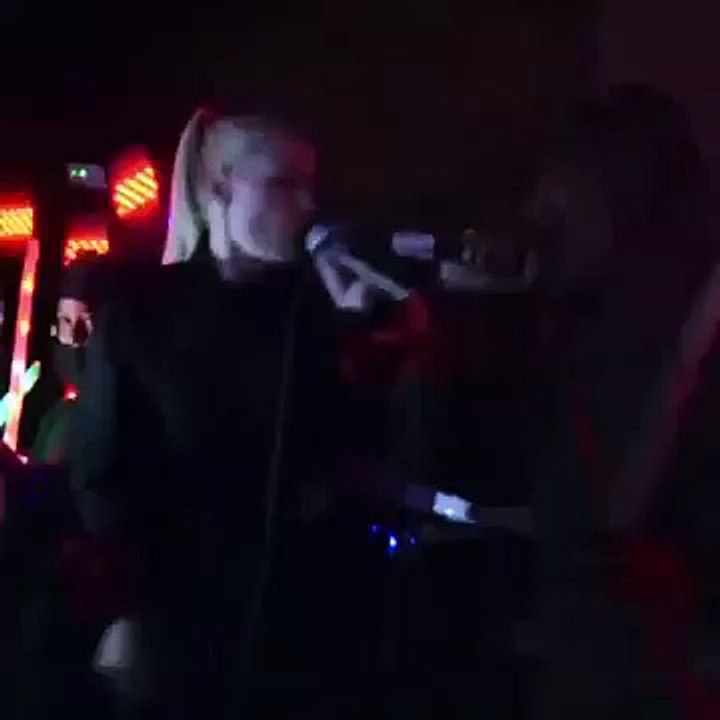 Iggy azalea spitting