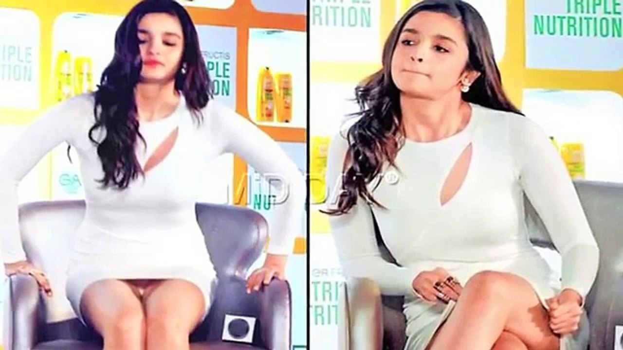 Alia Bhatt Shocking Wardrobe Malfunction Moments [Full Episode]