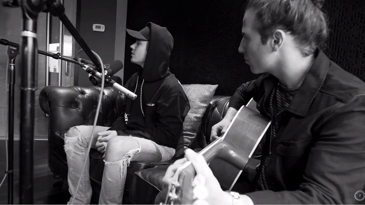 Justin Bieber - What Do You Mean (Acoustic)