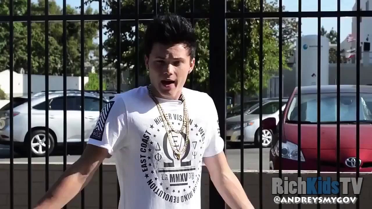 Rich VS Homeless Social Experiment