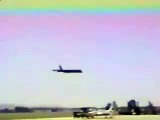 B52 falder under festivalen på Fairchild Air Force Base den 24  juni 1994 [Full Episode]