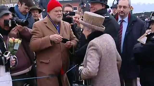 Queen Fail Queen Elizabeth struggles to break free from over zealous fan in Sandringham