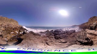 Pacific Ocean Waves Crashing ft. evolv | 360 Video | Virtual Reality Experience