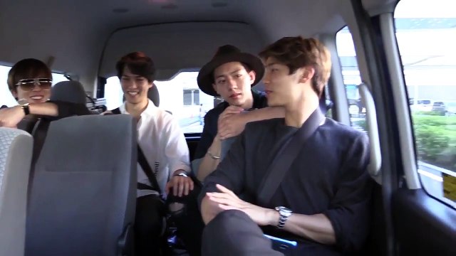 150912 [V] - CNBLUE 's way to the hotel