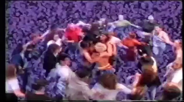 Red Hot Chili Peppers - Interview with Anthony Kiedis re: drug addiction - rare clip