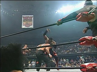 Harlem Heat vs American Males, WCW Monday Nitro 18.09.1995