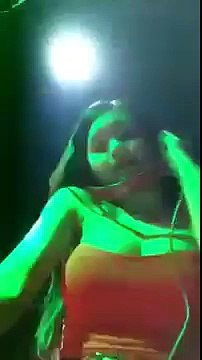 Nữ DJ ★ Trang Đài ►► Khoe ngực khủng, lắc vếu theo điệu nhạc [HD720p]