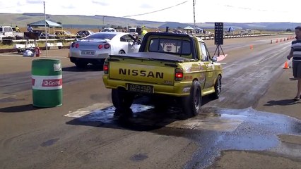 Schalk"s Nissan 1400 destroying the Skyline GTR @ Amsterdam Raceway