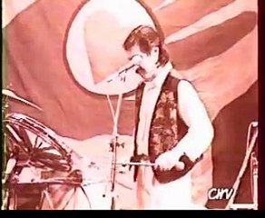 INTI ILLIMANI Patricio Manns - Arriba en la cordillera